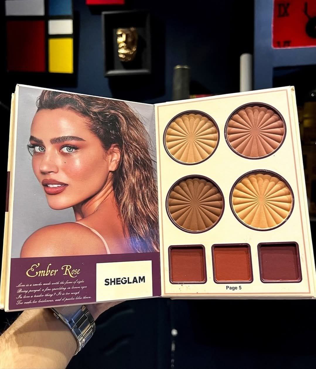 Palette SHEGLAM LIVRE 🥰 ( Eyeshadow, Highlighter, Blusher, Concealer powder )  😍❤️